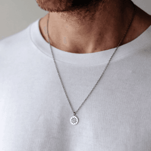 Yeni Trend Güneş 925 Ayar Gümüş Kolye